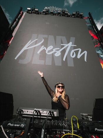Full leaked Dj jeny preston page private photo
