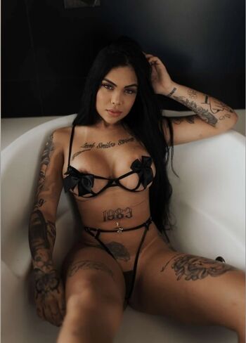 Full leaked Dj nathi private onlyfans photo