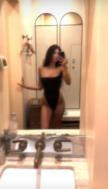 Full leaked Djina dzinovic private onlyfans photo