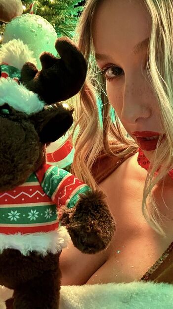 Full leaked Djmissshelton  page private onlyfans photo