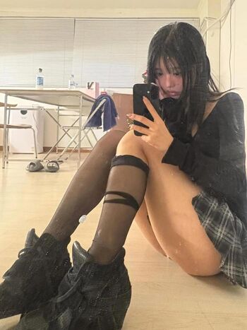 Full leaked Dlwlgpp private onlyfans photo