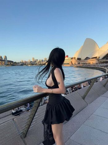 Full leaked Dlwlgpp private onlyfans photo