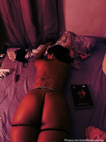 Full leaked Docyhoney private photo