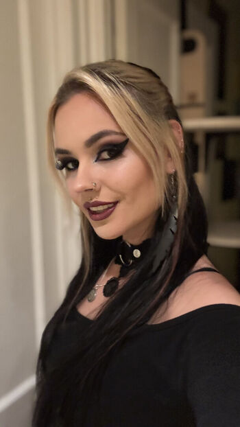 Full leaked Dogtorizzy private onlyfans photo