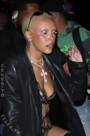 Full leaked Doja cat  page private photo