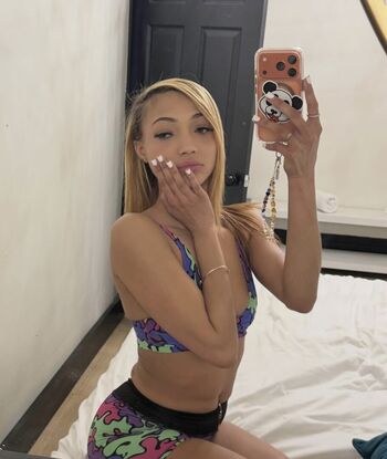 Full leaked Doll ky private onlyfans photo