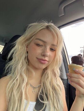 Full leaked Dollblush private photo