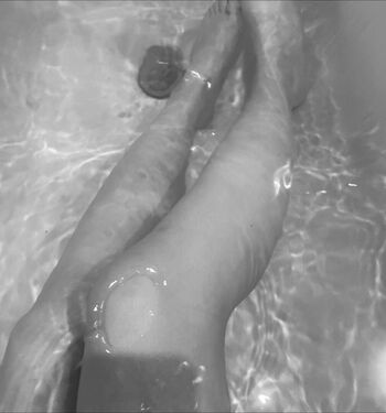 Full leaked Dolledream private onlyfans photo