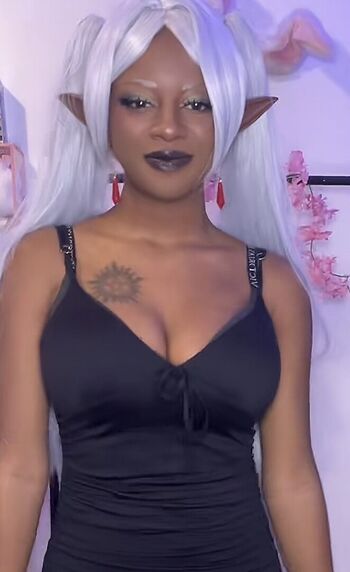 Full leaked Dollstrawberry private photo