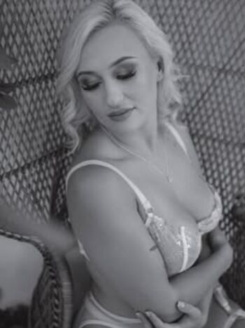 Full leaked Dolly rose private onlyfans photo