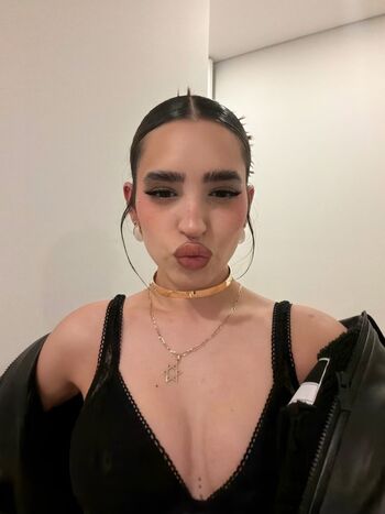 Full leaked Domelipa page private onlyfans photo