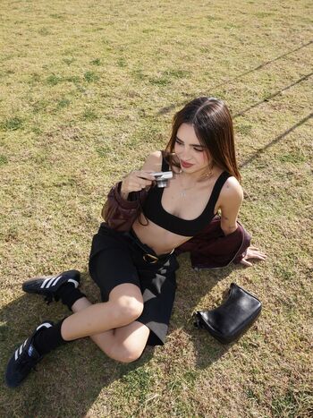 Full leaked Domelipa page private onlyfans photo