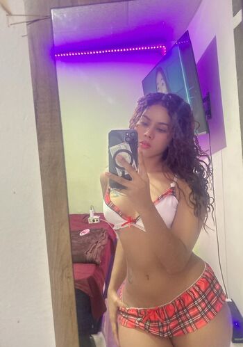 Full leaked Donaxpinela private onlyfans photo