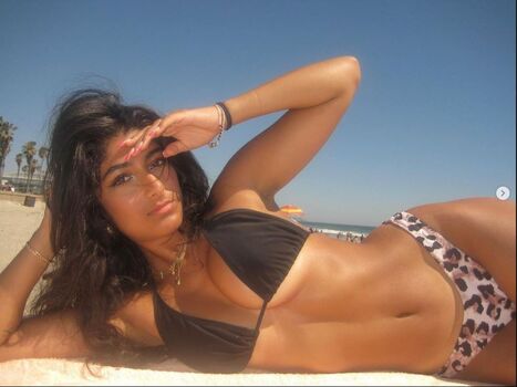 Full leaked Donya shabani private photo
