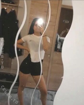 Full leaked Doreen gnadi private onlyfans photo