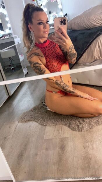 Full leaked Doreen steinert private photo