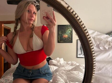 Full leaked Dorixoxo private photo