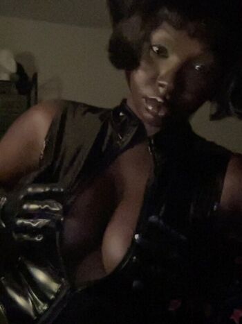 Full leaked Doshadeng private photo