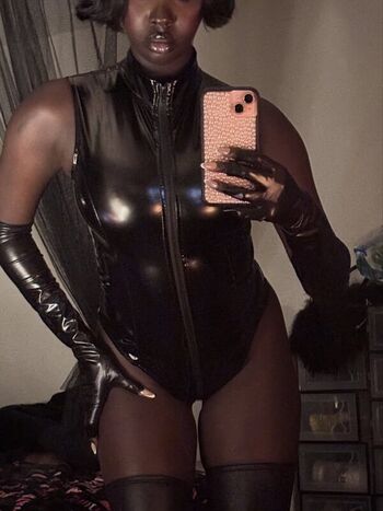 Full leaked Doshadeng private photo