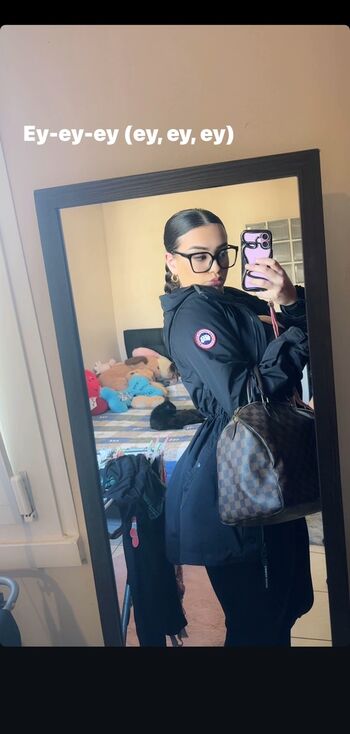 Full leaked Dounia prv private photo
