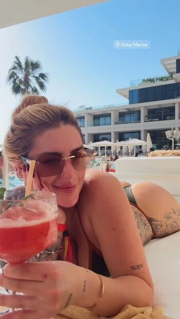 Full leaked Dra karolalves private photo