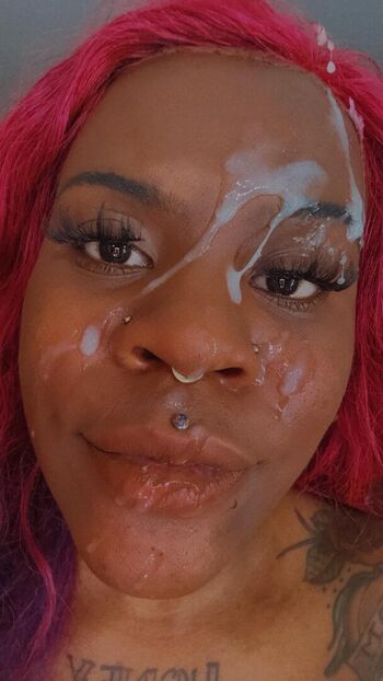 Full leaked Dreamvelvet private onlyfans photo