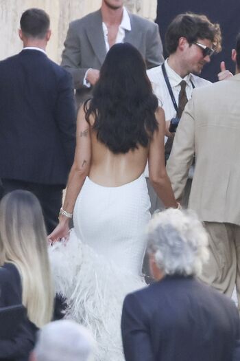 Full leaked Dua lipa private photo
