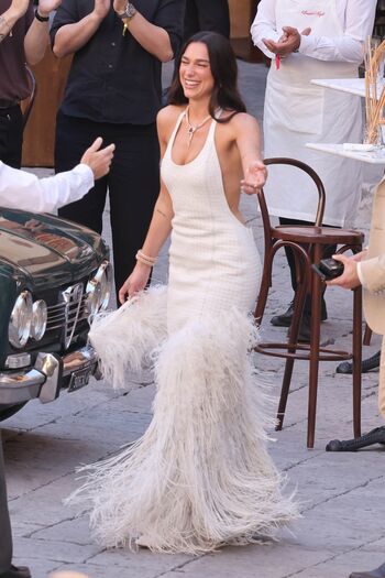 Full leaked Dua lipa private photo