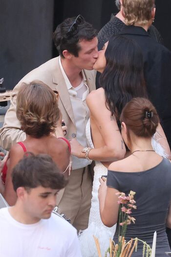Full leaked Dua lipa private photo