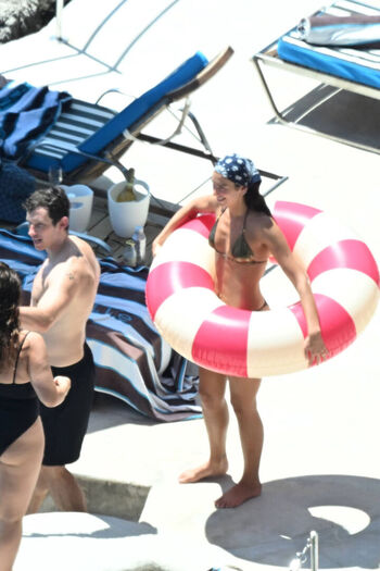 Full leaked Dua lipa page private photo