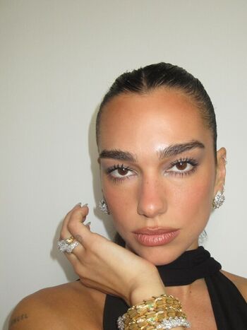 Full leaked Dua lipa page private photo