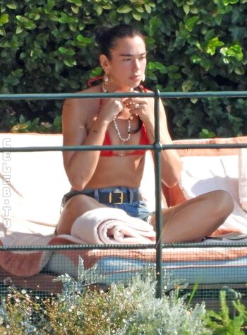 Full leaked Dua lipa page private photo