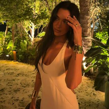 Full leaked Dua lipa page private photo