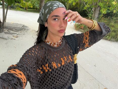 Full leaked Dua lipa page private photo