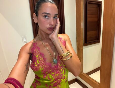 Full leaked Dua lipa  page private photo