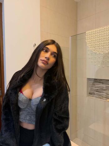 Full leaked Duaalupita private onlyfans photo