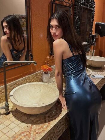 Full leaked Duaalupita private onlyfans photo