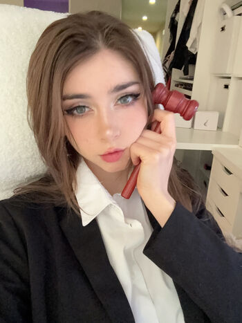 Full leaked Duckie cos  page private photo