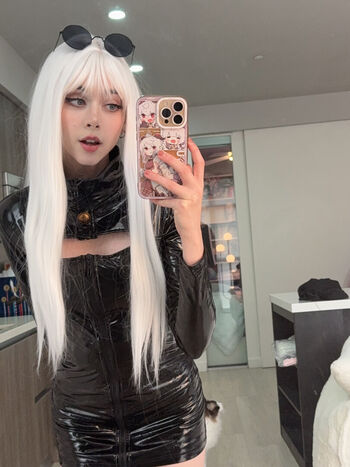 Full leaked Duckie cos page private photo