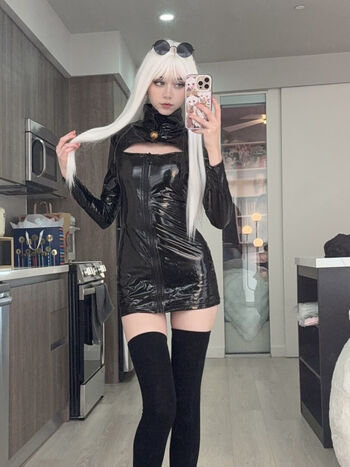 Full leaked Duckie cos page private photo