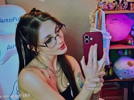 Full leaked Duckiedoll private onlyfans photo