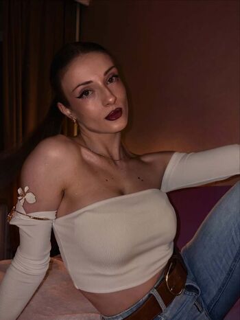 Full leaked Duckiedoll private onlyfans photo