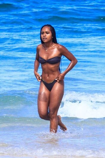 Full leaked Duda santos private photo