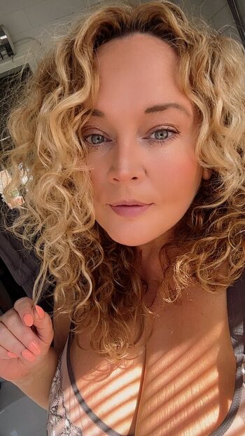 Full leaked Dutchycurves private photo