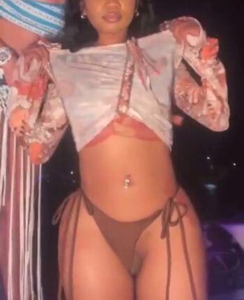 Full leaked Dymondsflawless private onlyfans photo