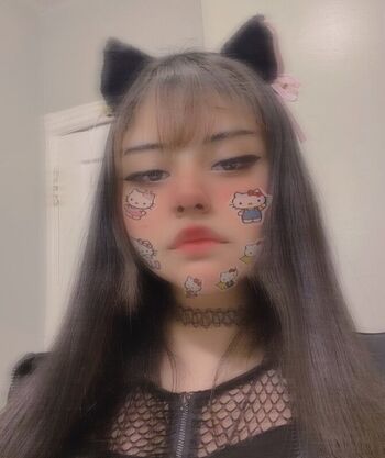 Full leaked E bxnny private photo