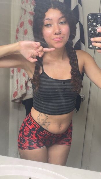 Full leaked Earthvenus private photo