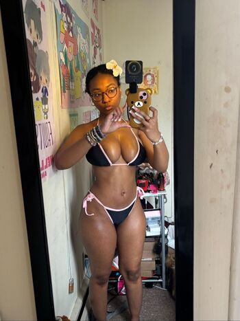 Full leaked Earthdaya private photo