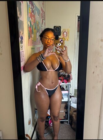 Full leaked Earthdaya private photo