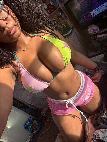 Full leaked Earthdaya private photo